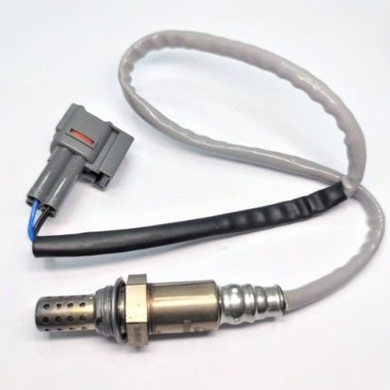 LEB 882 Auto Oxygen Sensor/ Lambda Sensor/O2 Sensor for Suzuki 18213-77JA0 Reference NO